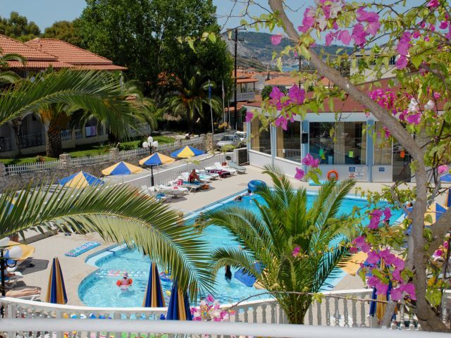 Hotel Admiral De Luxe Argassi Esterno foto