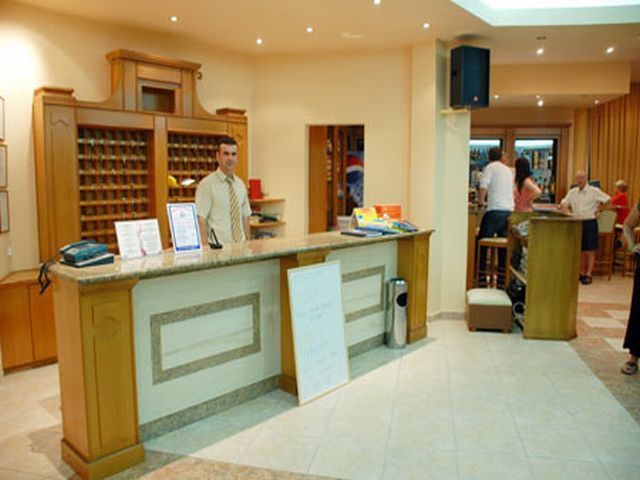 Hotel Admiral De Luxe Argassi Esterno foto
